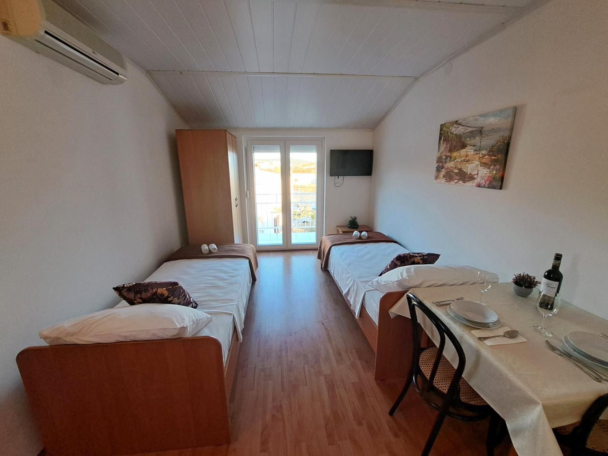 Apartments Maruna Maslenica Dış mekan fotoğraf