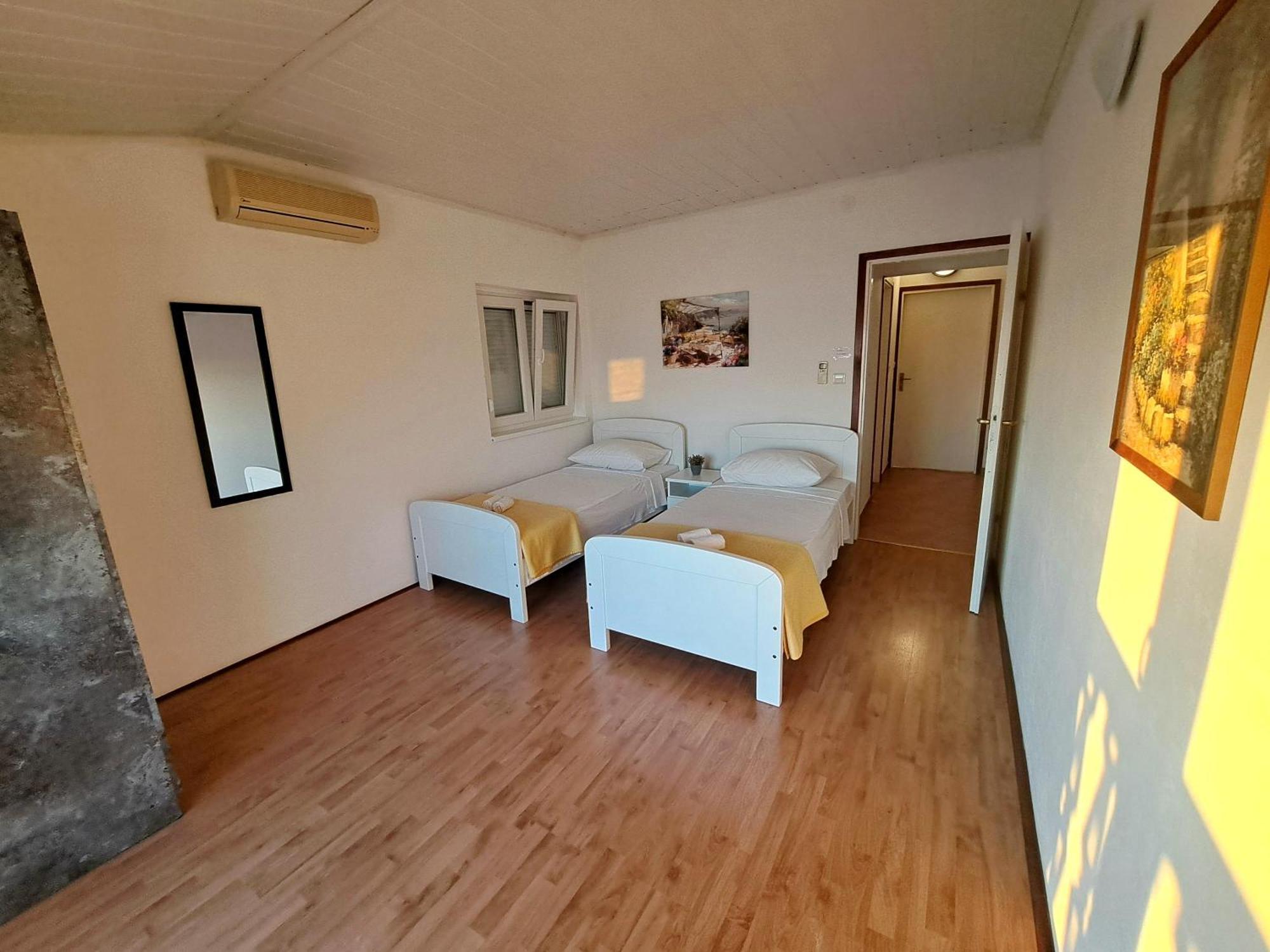Apartments Maruna Maslenica Dış mekan fotoğraf